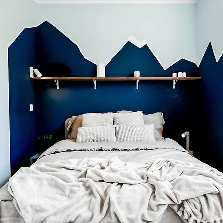 Modern 4bd, 2 Balcony, Family & Work Haven! Near Park & Bus Stop * Wrocław