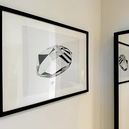 Modern 4bd, 2 Balcony, Family & Work Haven! Near Park & Bus Stop